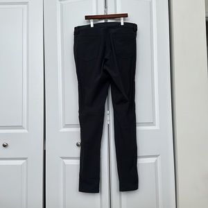 Lululemon ABC Skinny Pants. Size - W 32 x L 34  Color- Obsidian (Charcoal Color)